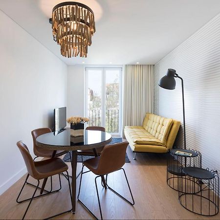 Lovelystay - Central Flat W/ Ac & Balcony Porto Eksteriør bilde