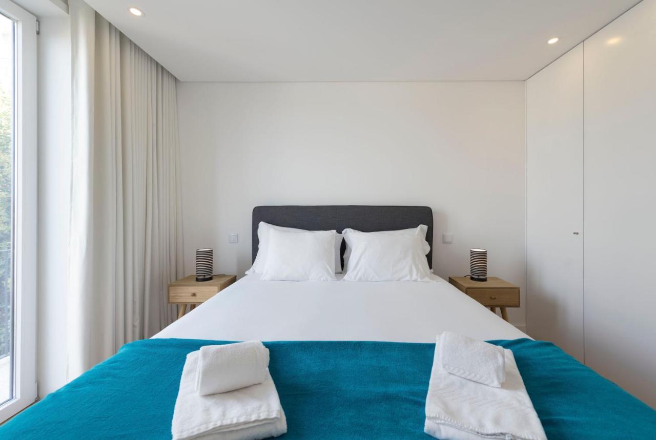 Lovelystay - Central Flat W/ Ac & Balcony Porto Eksteriør bilde