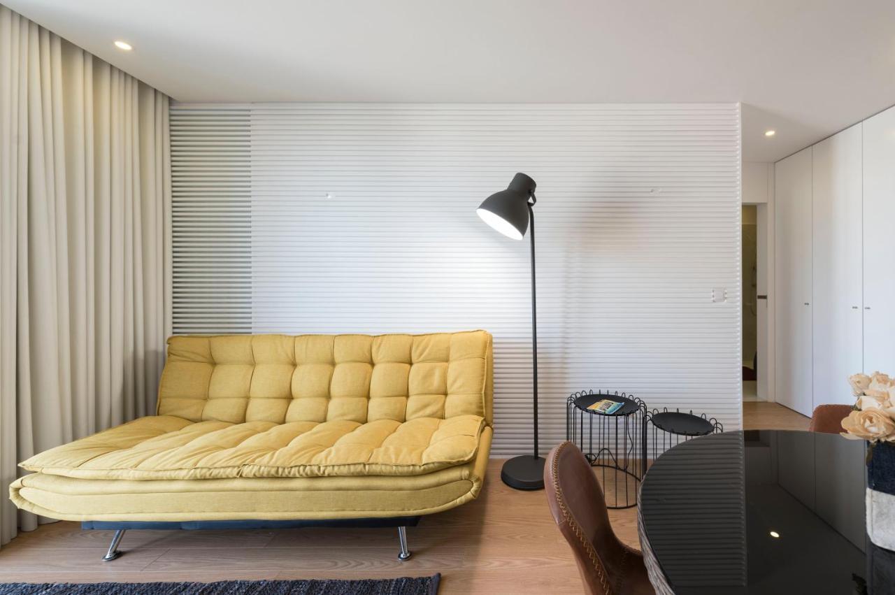 Lovelystay - Central Flat W/ Ac & Balcony Porto Eksteriør bilde